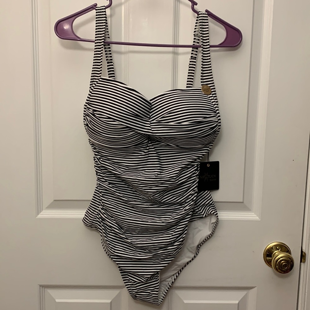 NWT Nip Tuck one piece swimsuit black and white stripes size US 10/AUS 14
